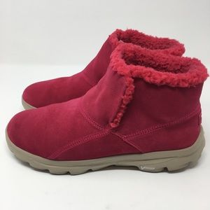 go walk sketcher boots